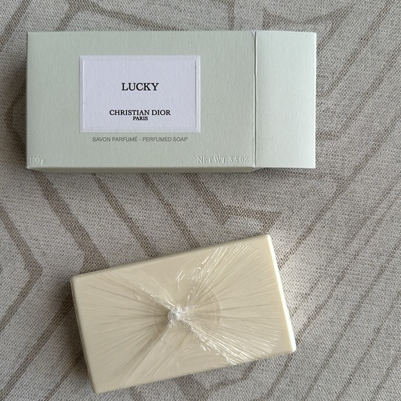 Dior LUCKY
Solid soap - Picture 8 of 8